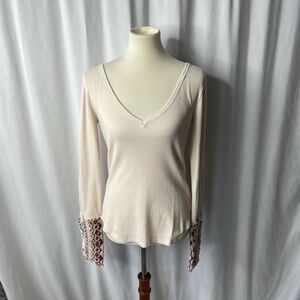 ⸻

We The Free by Free People Crochet Cuff Thermal Top – Size Large – Ivory